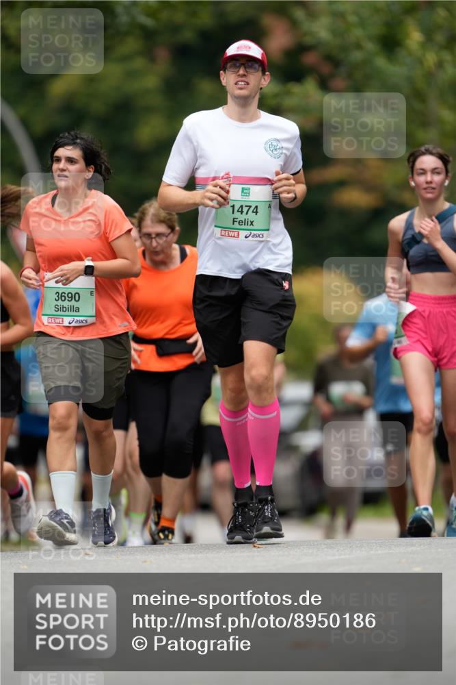 21.09.2025 - PSD Bank Halbmarathon Patografie http://msf.ph/oto/8950186 21.09.2025 10:36:37 Laufen 3690, 1474 meine-sportfotos.de