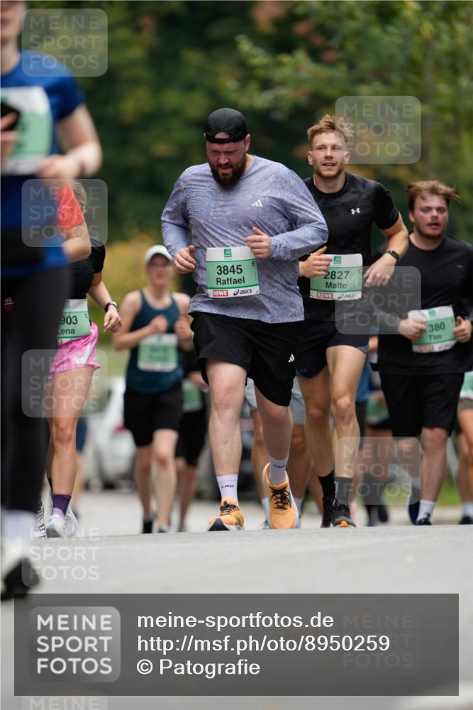 21.09.2025 - PSD Bank Halbmarathon Patografie http://msf.ph/oto/8950259 21.09.2025 10:39:57 Laufen 903, 3845, 2827, 380 meine-sportfotos.de