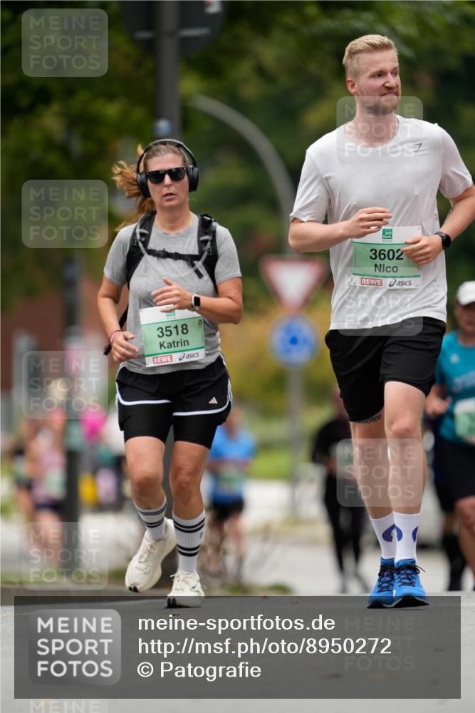 21.09.2025 - PSD Bank Halbmarathon Patografie http://msf.ph/oto/8950272 21.09.2025 10:40:35 Laufen 3518, 3602 meine-sportfotos.de
