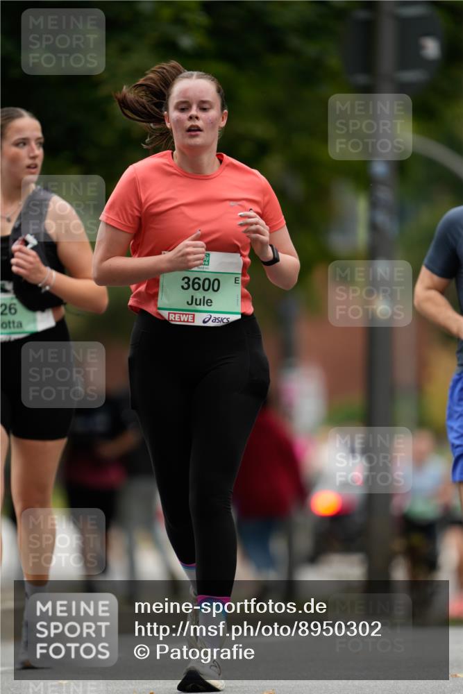21.09.2025 - PSD Bank Halbmarathon Patografie http://msf.ph/oto/8950302 21.09.2025 10:42:09 Laufen 26, 3600 meine-sportfotos.de