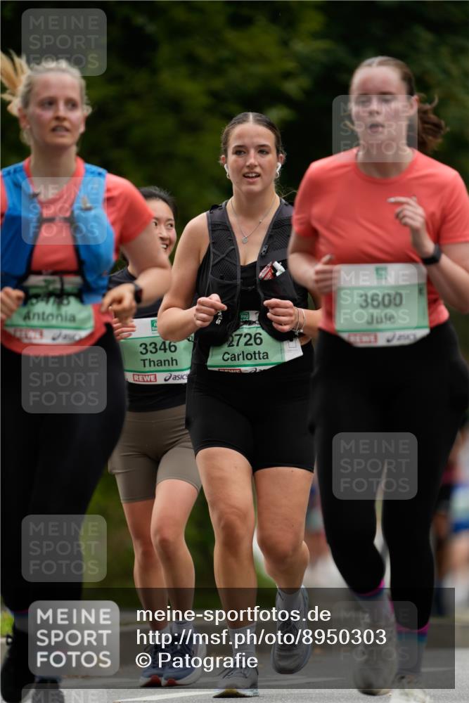 21.09.2025 - PSD Bank Halbmarathon Patografie http://msf.ph/oto/8950303 21.09.2025 10:42:10 Laufen 3346, 2726, 3600 meine-sportfotos.de