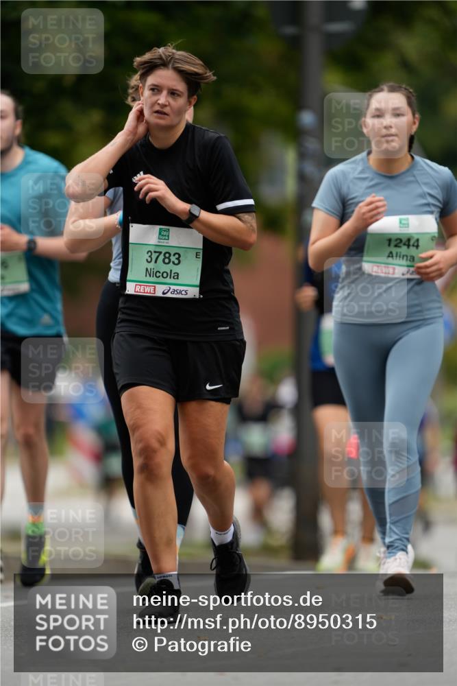 21.09.2025 - PSD Bank Halbmarathon Patografie http://msf.ph/oto/8950315 21.09.2025 10:42:36 Laufen 3783, 1244 meine-sportfotos.de