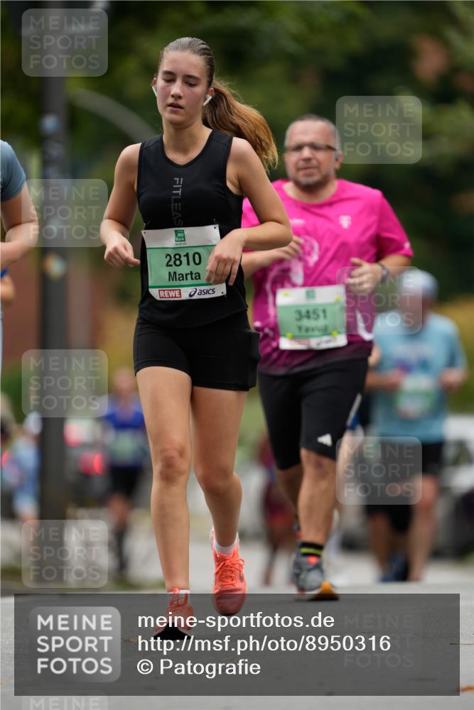 21.09.2025 - PSD Bank Halbmarathon Patografie http://msf.ph/oto/8950316 21.09.2025 10:42:38 Laufen 2810, 3451 meine-sportfotos.de