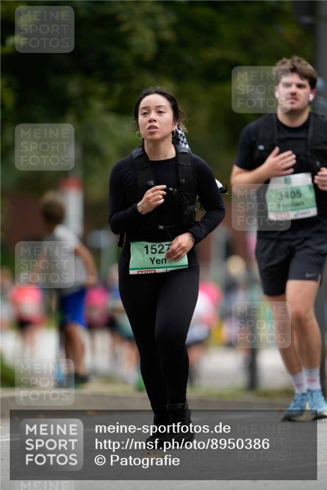 21.09.2025 - PSD Bank Halbmarathon Patografie http://msf.ph/oto/8950386 21.09.2025 10:47:22 Laufen 1527, 3405 meine-sportfotos.de