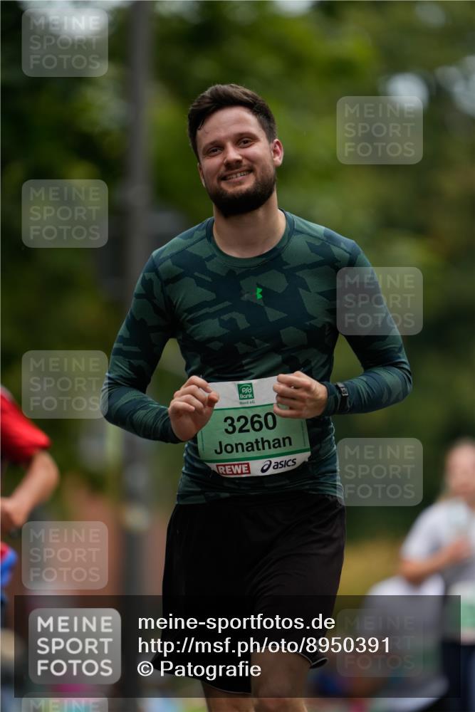 21.09.2025 - PSD Bank Halbmarathon Patografie http://msf.ph/oto/8950391 21.09.2025 10:47:47 Laufen 3260 meine-sportfotos.de
