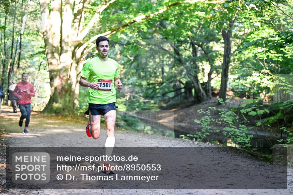 28.09.2025 - 33. Volkslauf durch das schöne Alstertal Dr. Thomas Lammeyer http://msf.ph/oto/8950553 28.09.2025 10:12:31 Laufen 1501 meine-sportfotos.de