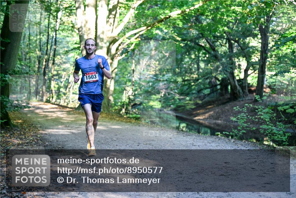 28.09.2025 - 33. Volkslauf durch das schöne Alstertal Dr. Thomas Lammeyer http://msf.ph/oto/8950577 28.09.2025 10:12:46 Laufen 1503 meine-sportfotos.de