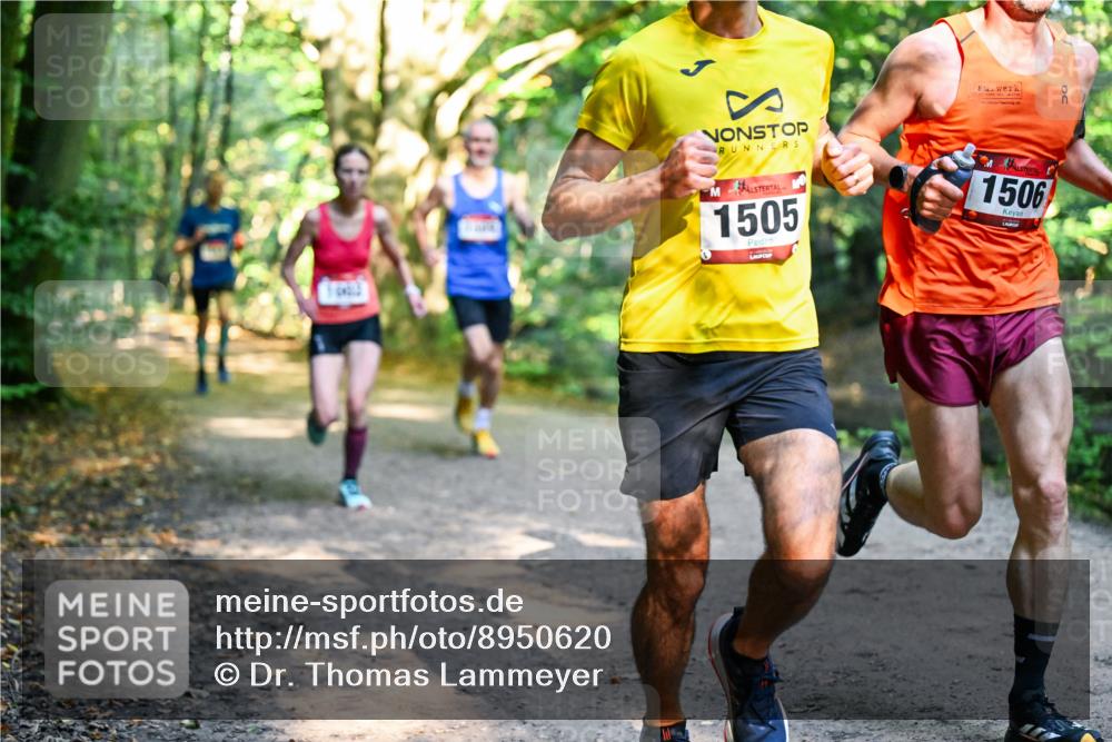 28.09.2025 - 33. Volkslauf durch das schöne Alstertal Dr. Thomas Lammeyer http://msf.ph/oto/8950620 28.09.2025 10:13:48 Laufen 1505, 1506 meine-sportfotos.de