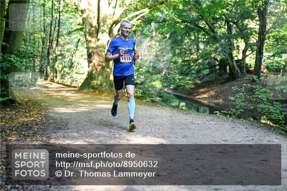 28.09.2025 - 33. Volkslauf durch das schöne Alstertal Dr. Thomas Lammeyer http://msf.ph/oto/8950632 28.09.2025 10:13:51 Laufen 1510 meine-sportfotos.de