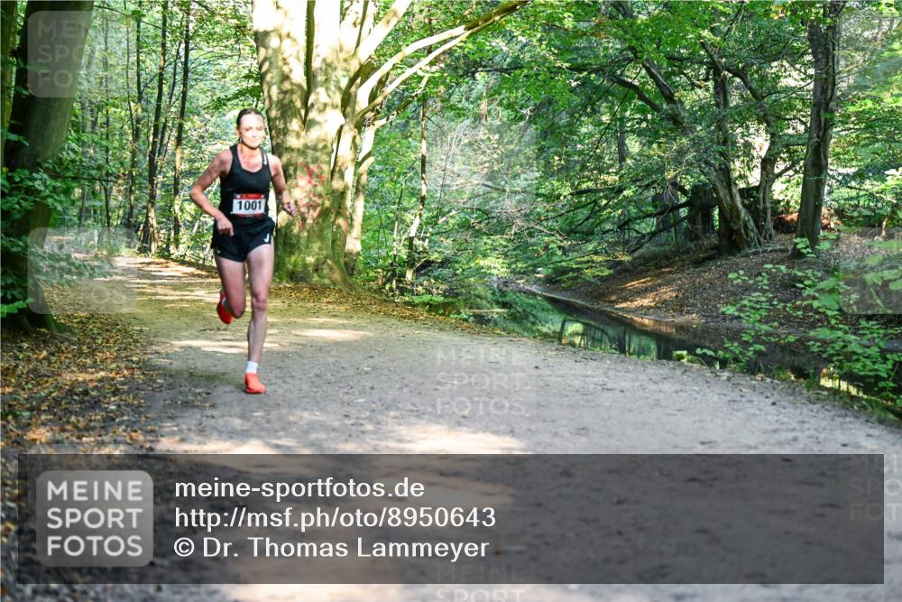 28.09.2025 - 33. Volkslauf durch das schöne Alstertal Dr. Thomas Lammeyer http://msf.ph/oto/8950643 28.09.2025 10:13:56 Laufen 1001 meine-sportfotos.de