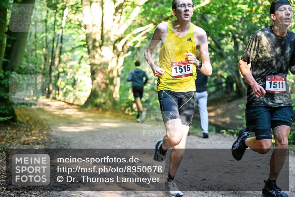 28.09.2025 - 33. Volkslauf durch das schöne Alstertal Dr. Thomas Lammeyer http://msf.ph/oto/8950678 28.09.2025 10:14:12 Laufen 6, 1515, 1511 meine-sportfotos.de
