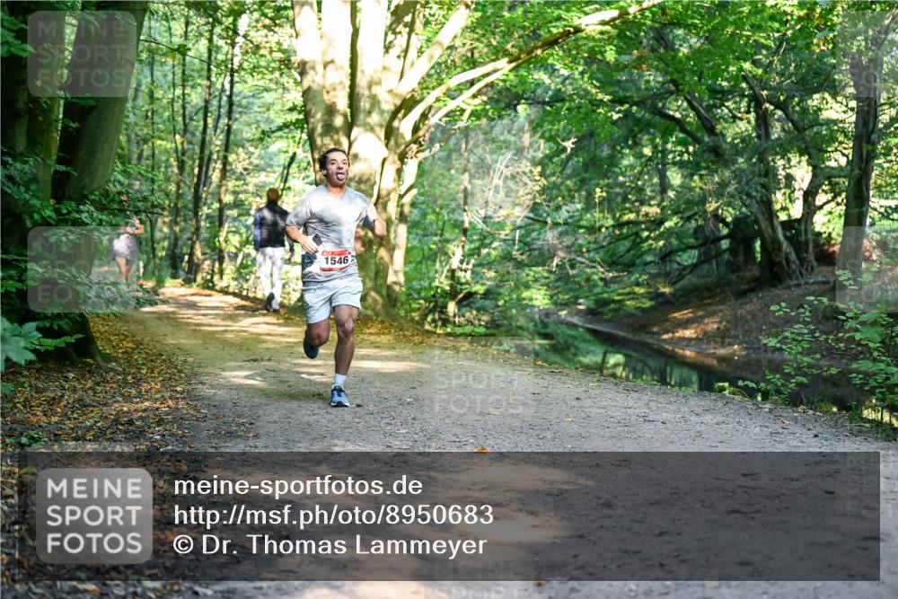 28.09.2025 - 33. Volkslauf durch das schöne Alstertal Dr. Thomas Lammeyer http://msf.ph/oto/8950683 28.09.2025 10:14:21 Laufen 1546 meine-sportfotos.de