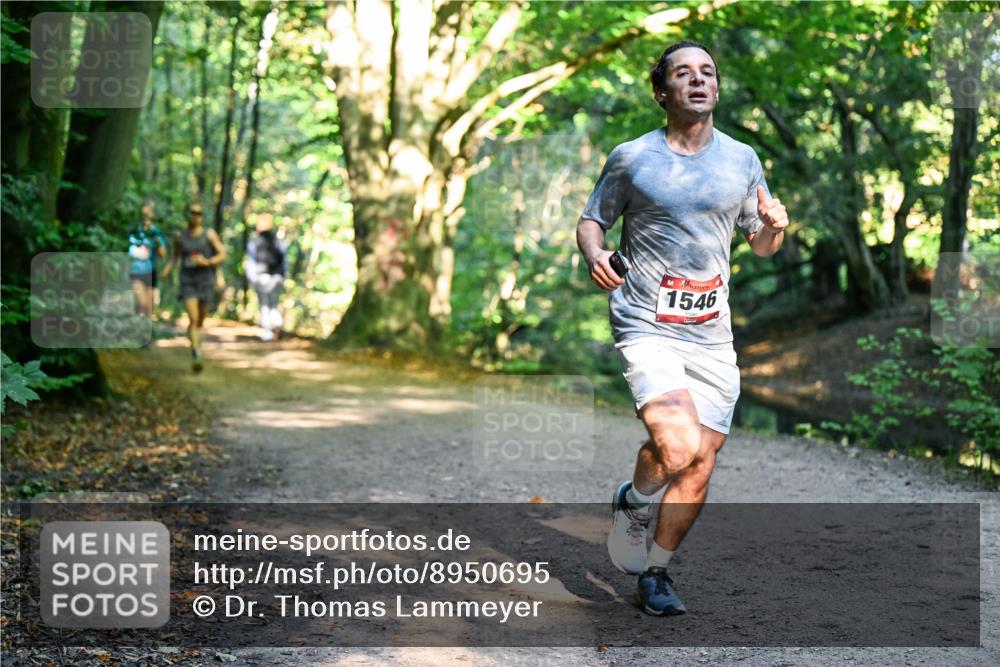 28.09.2025 - 33. Volkslauf durch das schöne Alstertal Dr. Thomas Lammeyer http://msf.ph/oto/8950695 28.09.2025 10:14:22 Laufen 1546 meine-sportfotos.de