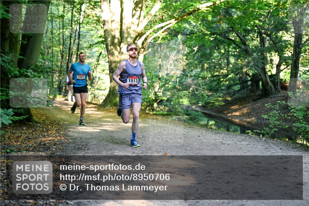 28.09.2025 - 33. Volkslauf durch das schöne Alstertal Dr. Thomas Lammeyer http://msf.ph/oto/8950706 28.09.2025 10:14:25 Laufen 1521, 1513 meine-sportfotos.de