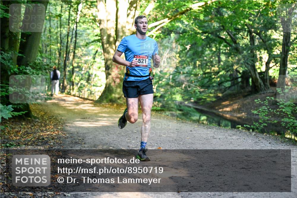 28.09.2025 - 33. Volkslauf durch das schöne Alstertal Dr. Thomas Lammeyer http://msf.ph/oto/8950719 28.09.2025 10:14:27 Laufen 521 meine-sportfotos.de