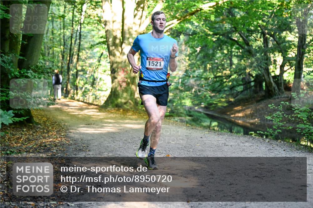 28.09.2025 - 33. Volkslauf durch das schöne Alstertal Dr. Thomas Lammeyer http://msf.ph/oto/8950720 28.09.2025 10:14:27 Laufen 1521 meine-sportfotos.de