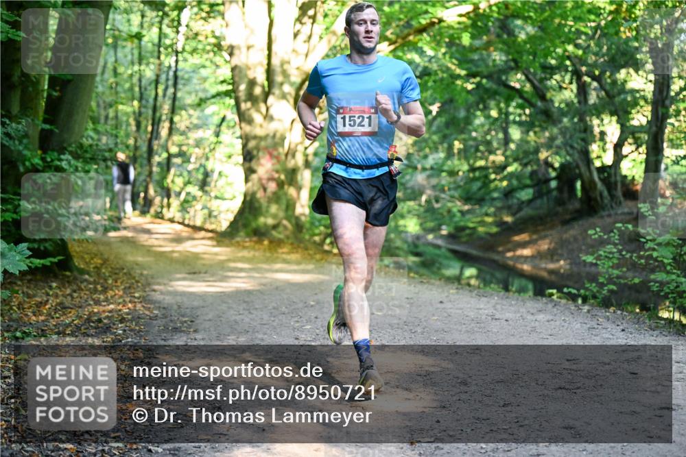 28.09.2025 - 33. Volkslauf durch das schöne Alstertal Dr. Thomas Lammeyer http://msf.ph/oto/8950721 28.09.2025 10:14:27 Laufen 1521 meine-sportfotos.de