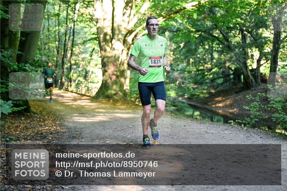28.09.2025 - 33. Volkslauf durch das schöne Alstertal Dr. Thomas Lammeyer http://msf.ph/oto/8950746 28.09.2025 10:14:36 Laufen 1831 meine-sportfotos.de