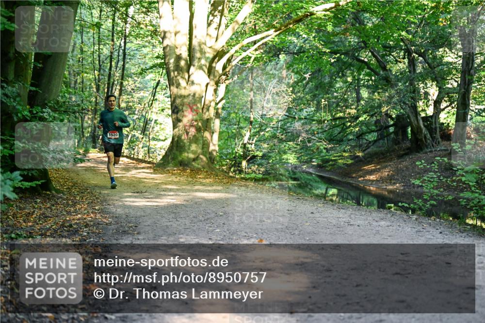 28.09.2025 - 33. Volkslauf durch das schöne Alstertal Dr. Thomas Lammeyer http://msf.ph/oto/8950757 28.09.2025 10:14:38 Laufen 1520 meine-sportfotos.de