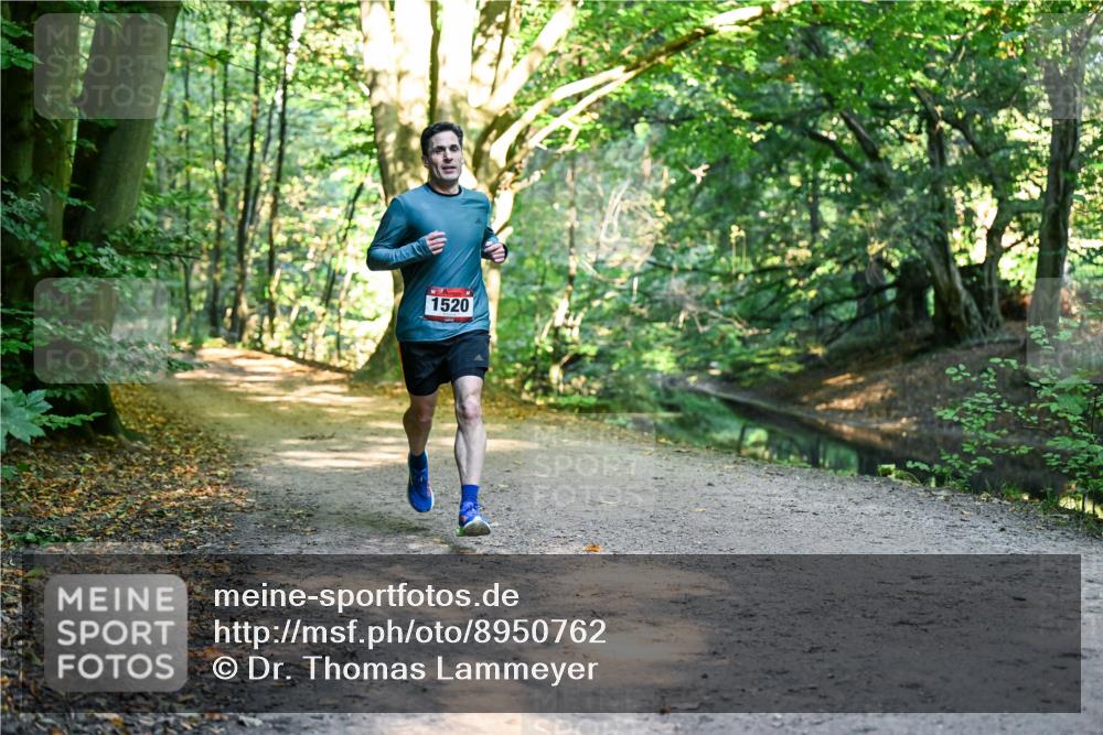 28.09.2025 - 33. Volkslauf durch das schöne Alstertal Dr. Thomas Lammeyer http://msf.ph/oto/8950762 28.09.2025 10:14:40 Laufen 1520 meine-sportfotos.de