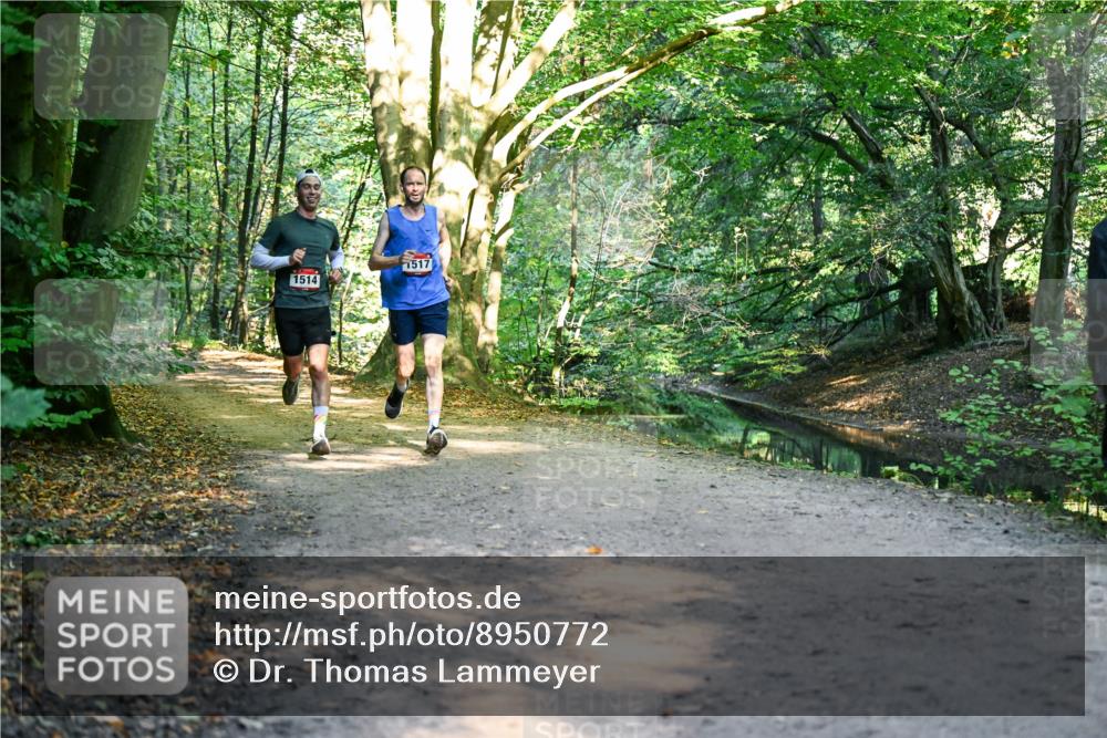 28.09.2025 - 33. Volkslauf durch das schöne Alstertal Dr. Thomas Lammeyer http://msf.ph/oto/8950772 28.09.2025 10:14:54 Laufen 1517, 1514 meine-sportfotos.de