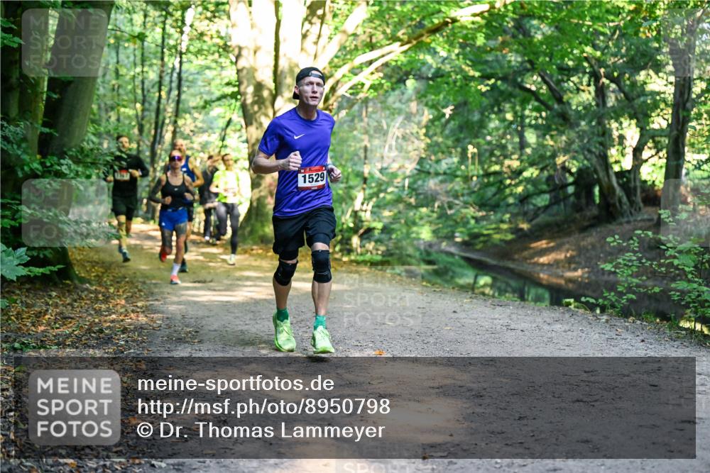 28.09.2025 - 33. Volkslauf durch das schöne Alstertal Dr. Thomas Lammeyer http://msf.ph/oto/8950798 28.09.2025 10:15:05 Laufen 1529 meine-sportfotos.de