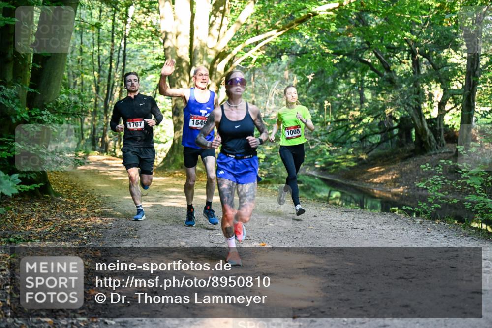 28.09.2025 - 33. Volkslauf durch das schöne Alstertal Dr. Thomas Lammeyer http://msf.ph/oto/8950810 28.09.2025 10:15:07 Laufen 1767, 1549, 1005 meine-sportfotos.de