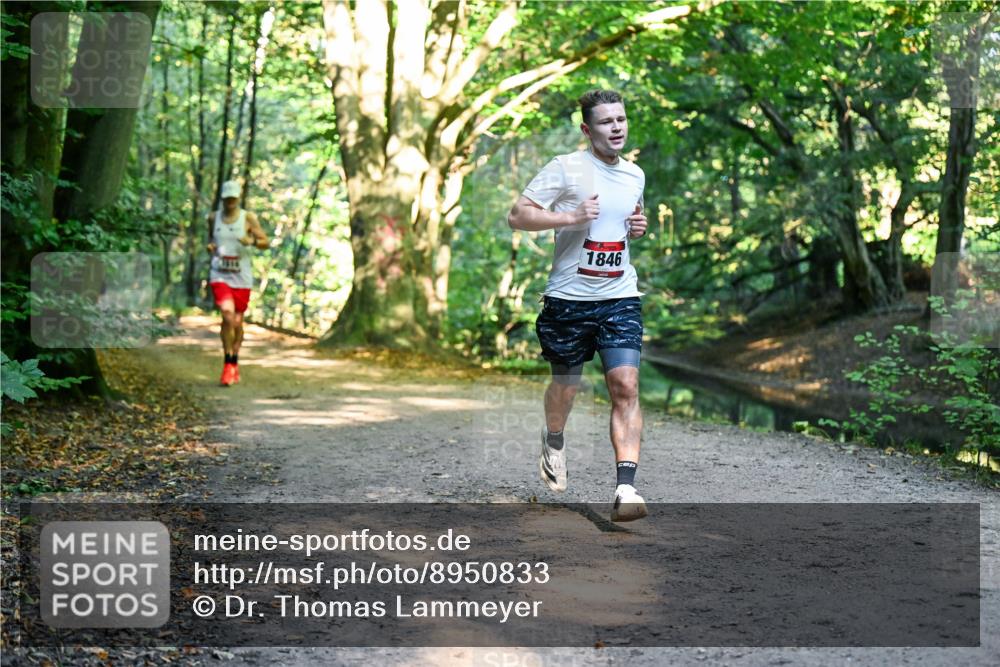 28.09.2025 - 33. Volkslauf durch das schöne Alstertal Dr. Thomas Lammeyer http://msf.ph/oto/8950833 28.09.2025 10:15:17 Laufen 1846 meine-sportfotos.de