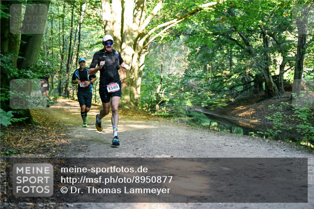 28.09.2025 - 33. Volkslauf durch das schöne Alstertal Dr. Thomas Lammeyer http://msf.ph/oto/8950877 28.09.2025 10:15:27 Laufen 154, 1540 meine-sportfotos.de