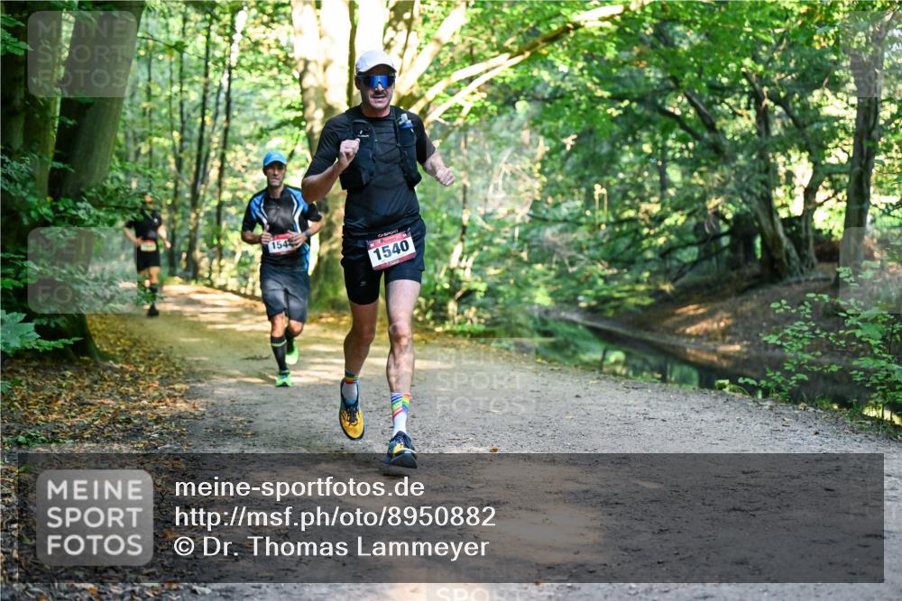 28.09.2025 - 33. Volkslauf durch das schöne Alstertal Dr. Thomas Lammeyer http://msf.ph/oto/8950882 28.09.2025 10:15:28 Laufen 154, 1540 meine-sportfotos.de