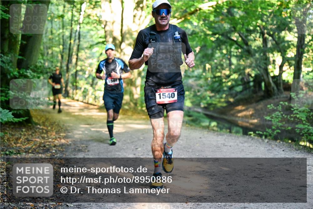 28.09.2025 - 33. Volkslauf durch das schöne Alstertal Dr. Thomas Lammeyer http://msf.ph/oto/8950886 28.09.2025 10:15:28 Laufen 1540 meine-sportfotos.de