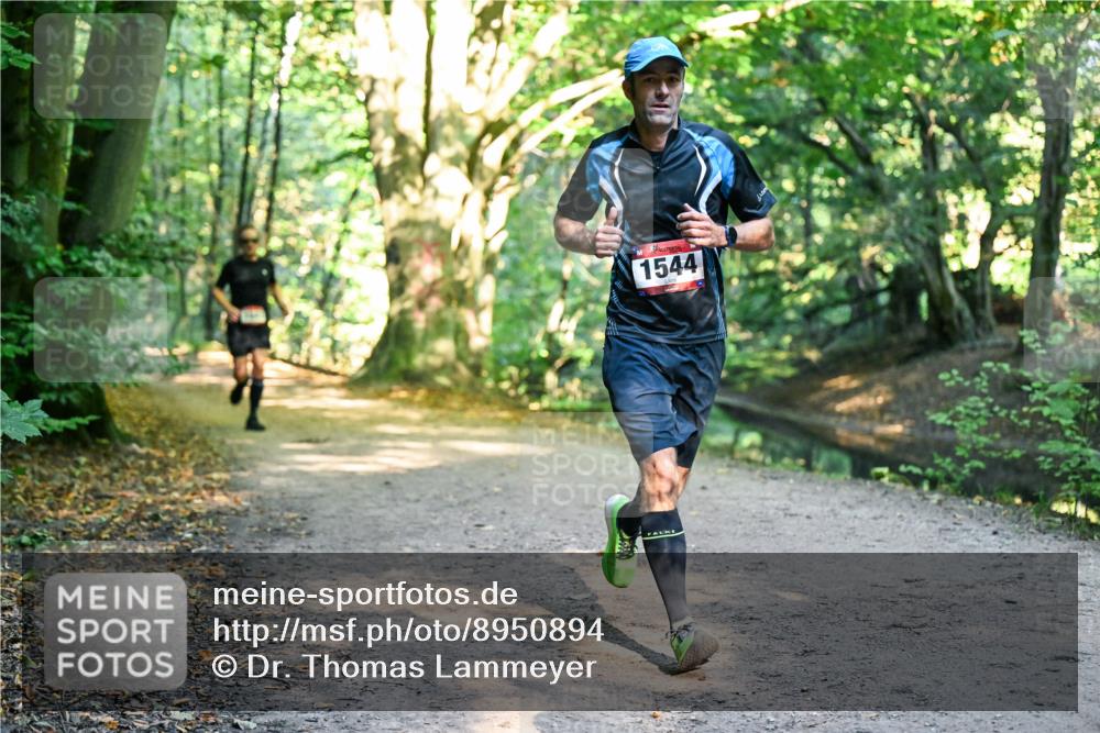 28.09.2025 - 33. Volkslauf durch das schöne Alstertal Dr. Thomas Lammeyer http://msf.ph/oto/8950894 28.09.2025 10:15:30 Laufen 1544 meine-sportfotos.de