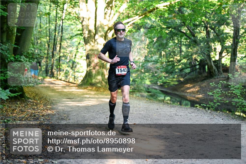 28.09.2025 - 33. Volkslauf durch das schöne Alstertal Dr. Thomas Lammeyer http://msf.ph/oto/8950898 28.09.2025 10:15:33 Laufen 1543 meine-sportfotos.de