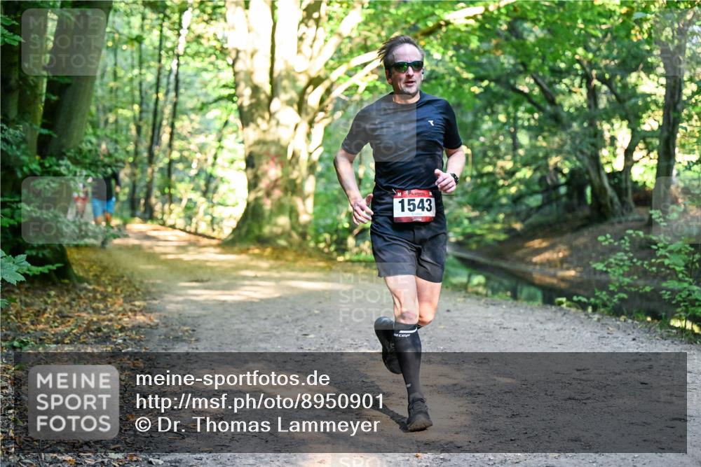 28.09.2025 - 33. Volkslauf durch das schöne Alstertal Dr. Thomas Lammeyer http://msf.ph/oto/8950901 28.09.2025 10:15:33 Laufen 1543 meine-sportfotos.de