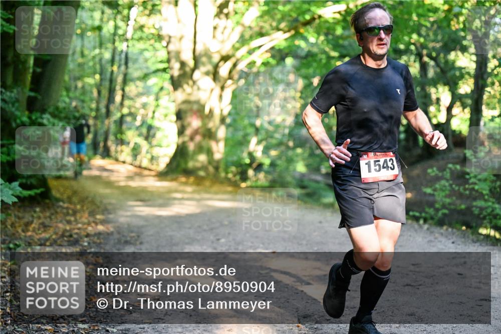 28.09.2025 - 33. Volkslauf durch das schöne Alstertal Dr. Thomas Lammeyer http://msf.ph/oto/8950904 28.09.2025 10:15:33 Laufen 1543 meine-sportfotos.de