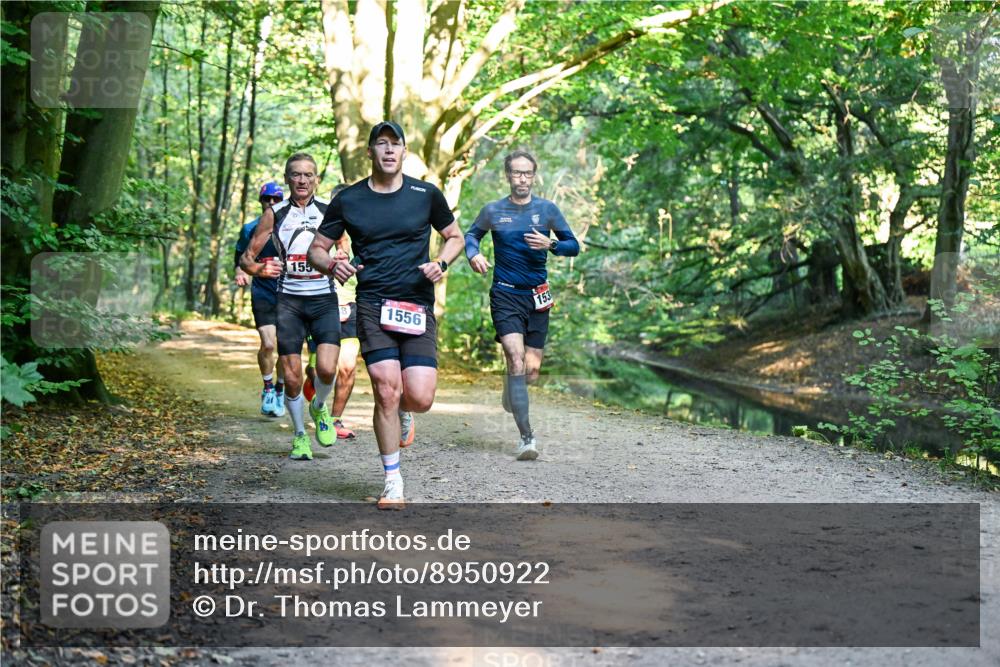 28.09.2025 - 33. Volkslauf durch das schöne Alstertal Dr. Thomas Lammeyer http://msf.ph/oto/8950922 28.09.2025 10:15:43 Laufen 155, 1556, 153 meine-sportfotos.de