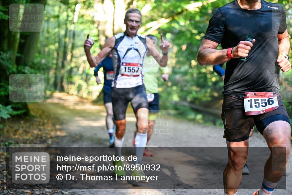 28.09.2025 - 33. Volkslauf durch das schöne Alstertal Dr. Thomas Lammeyer http://msf.ph/oto/8950932 28.09.2025 10:15:44 Laufen 1557, 1556 meine-sportfotos.de