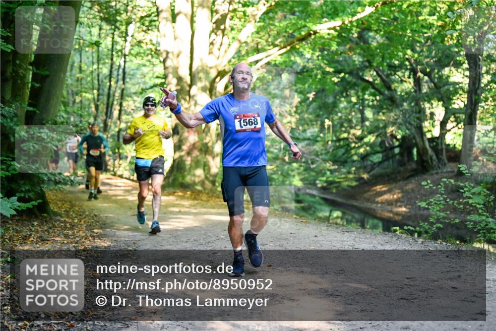 28.09.2025 - 33. Volkslauf durch das schöne Alstertal Dr. Thomas Lammeyer http://msf.ph/oto/8950952 28.09.2025 10:15:51 Laufen 1568 meine-sportfotos.de