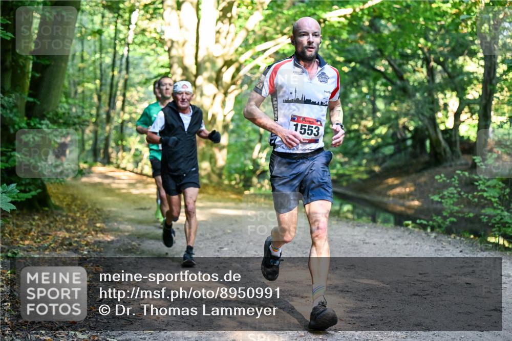 28.09.2025 - 33. Volkslauf durch das schöne Alstertal Dr. Thomas Lammeyer http://msf.ph/oto/8950991 28.09.2025 10:15:57 Laufen 1553 meine-sportfotos.de
