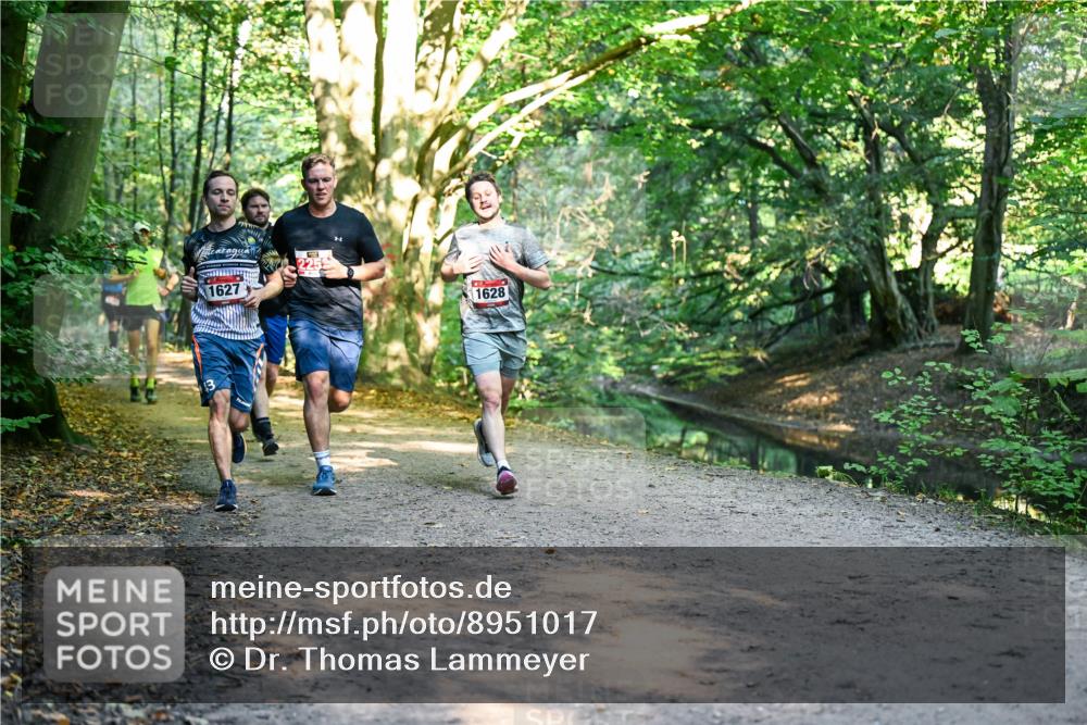 28.09.2025 - 33. Volkslauf durch das schöne Alstertal Dr. Thomas Lammeyer http://msf.ph/oto/8951017 28.09.2025 10:16:09 Laufen 1627, 3, 1628 meine-sportfotos.de
