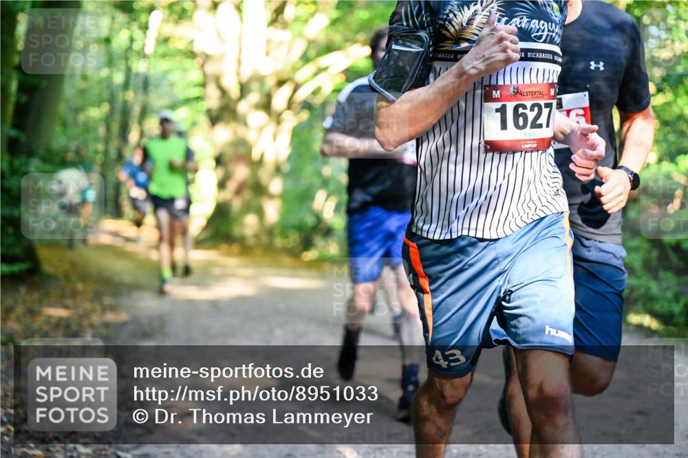 28.09.2025 - 33. Volkslauf durch das schöne Alstertal Dr. Thomas Lammeyer http://msf.ph/oto/8951033 28.09.2025 10:16:12 Laufen 43, 1627 meine-sportfotos.de