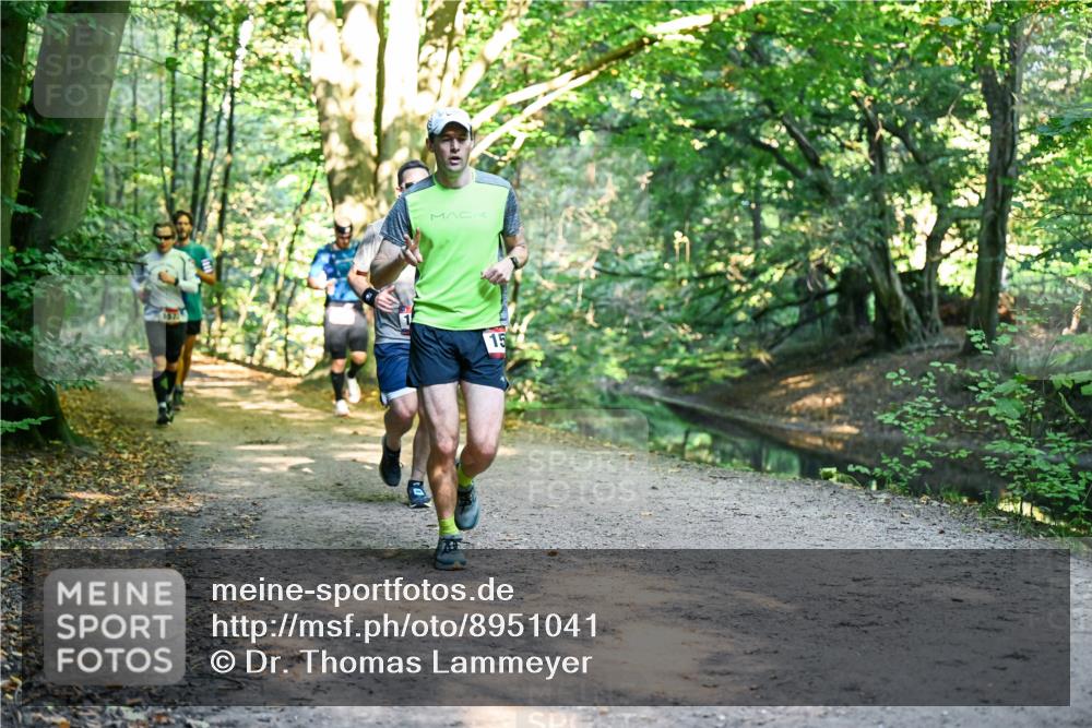 28.09.2025 - 33. Volkslauf durch das schöne Alstertal Dr. Thomas Lammeyer http://msf.ph/oto/8951041 28.09.2025 10:16:14 Laufen 15 meine-sportfotos.de