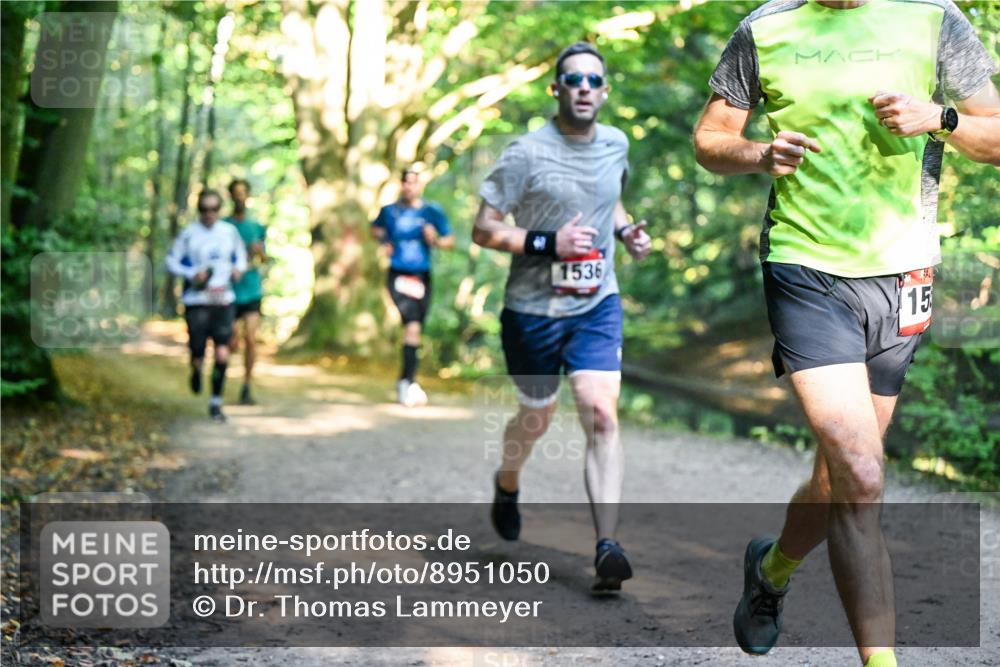 28.09.2025 - 33. Volkslauf durch das schöne Alstertal Dr. Thomas Lammeyer http://msf.ph/oto/8951050 28.09.2025 10:16:15 Laufen 1536, 15 meine-sportfotos.de