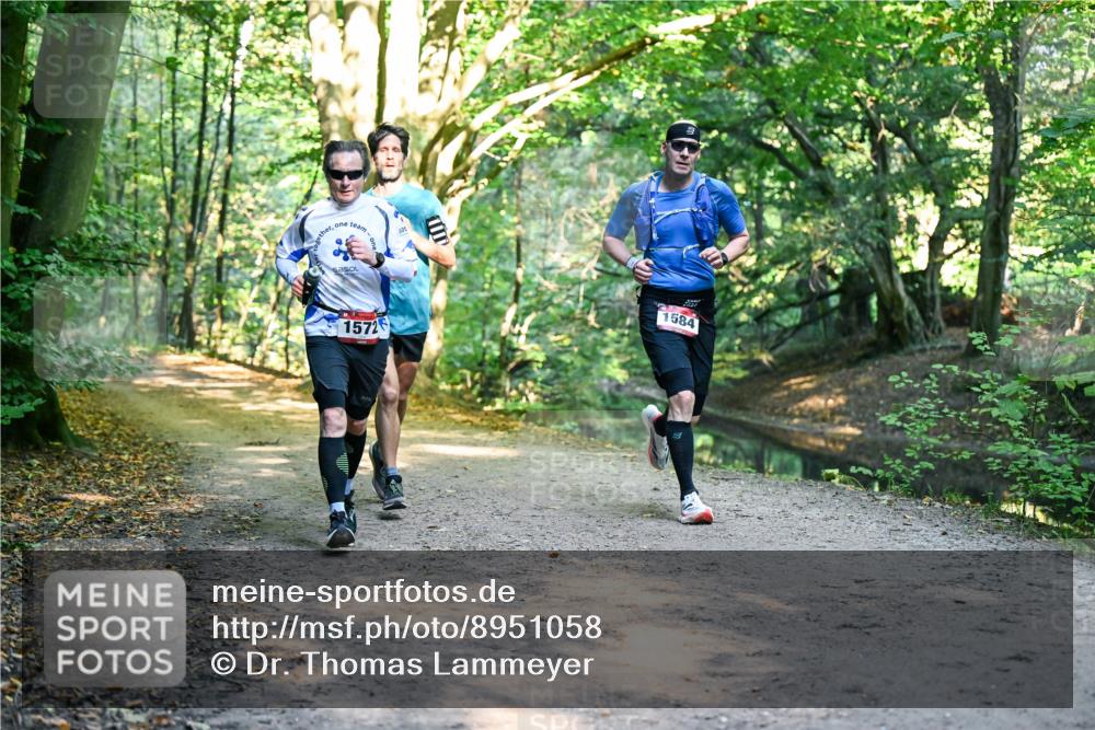 28.09.2025 - 33. Volkslauf durch das schöne Alstertal Dr. Thomas Lammeyer http://msf.ph/oto/8951058 28.09.2025 10:16:16 Laufen 1572, 1584 meine-sportfotos.de