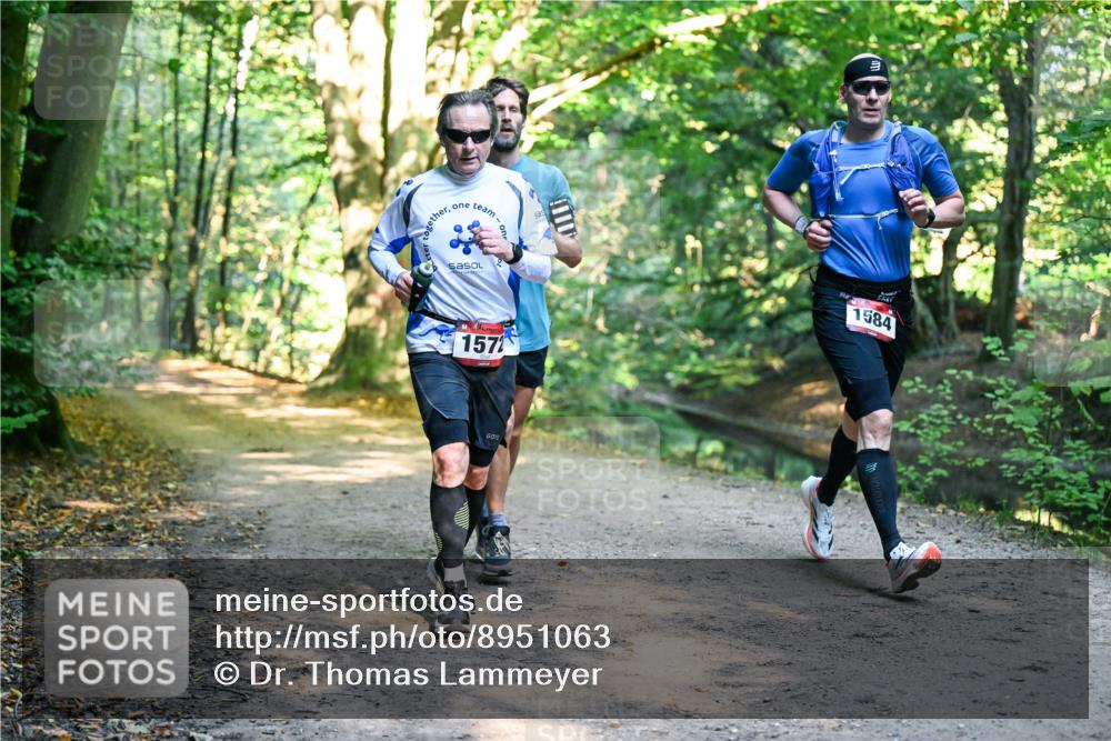 28.09.2025 - 33. Volkslauf durch das schöne Alstertal Dr. Thomas Lammeyer http://msf.ph/oto/8951063 28.09.2025 10:16:17 Laufen 1572, 1584 meine-sportfotos.de