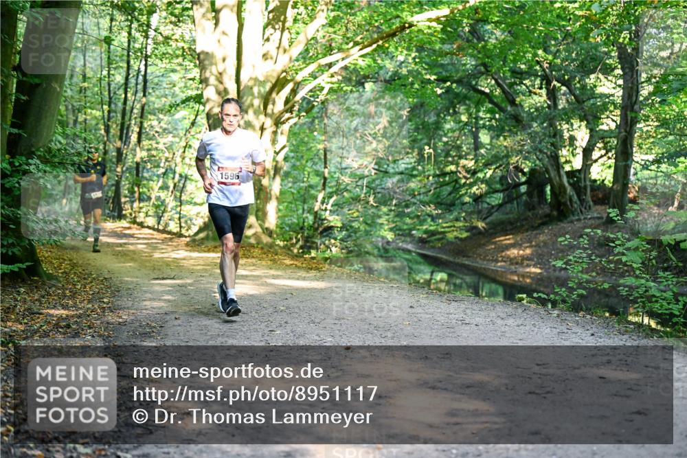 28.09.2025 - 33. Volkslauf durch das schöne Alstertal Dr. Thomas Lammeyer http://msf.ph/oto/8951117 28.09.2025 10:16:39 Laufen 1596 meine-sportfotos.de