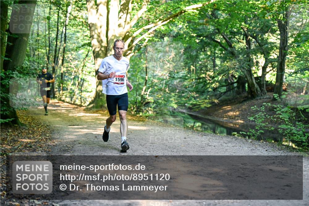 28.09.2025 - 33. Volkslauf durch das schöne Alstertal Dr. Thomas Lammeyer http://msf.ph/oto/8951120 28.09.2025 10:16:40 Laufen 1596 meine-sportfotos.de