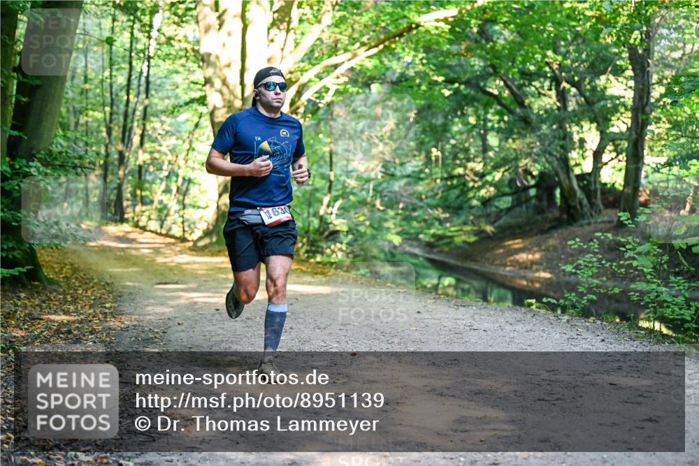 28.09.2025 - 33. Volkslauf durch das schöne Alstertal Dr. Thomas Lammeyer http://msf.ph/oto/8951139 28.09.2025 10:16:44 Laufen 1630 meine-sportfotos.de