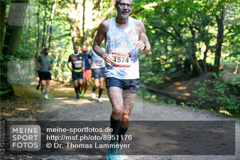 28.09.2025 - 33. Volkslauf durch das schöne Alstertal Dr. Thomas Lammeyer http://msf.ph/oto/8951176 28.09.2025 10:16:59 Laufen 1574 meine-sportfotos.de