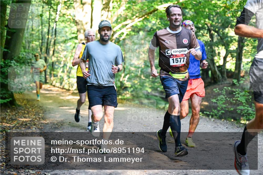 28.09.2025 - 33. Volkslauf durch das schöne Alstertal Dr. Thomas Lammeyer http://msf.ph/oto/8951194 28.09.2025 10:17:02 Laufen 1577 meine-sportfotos.de